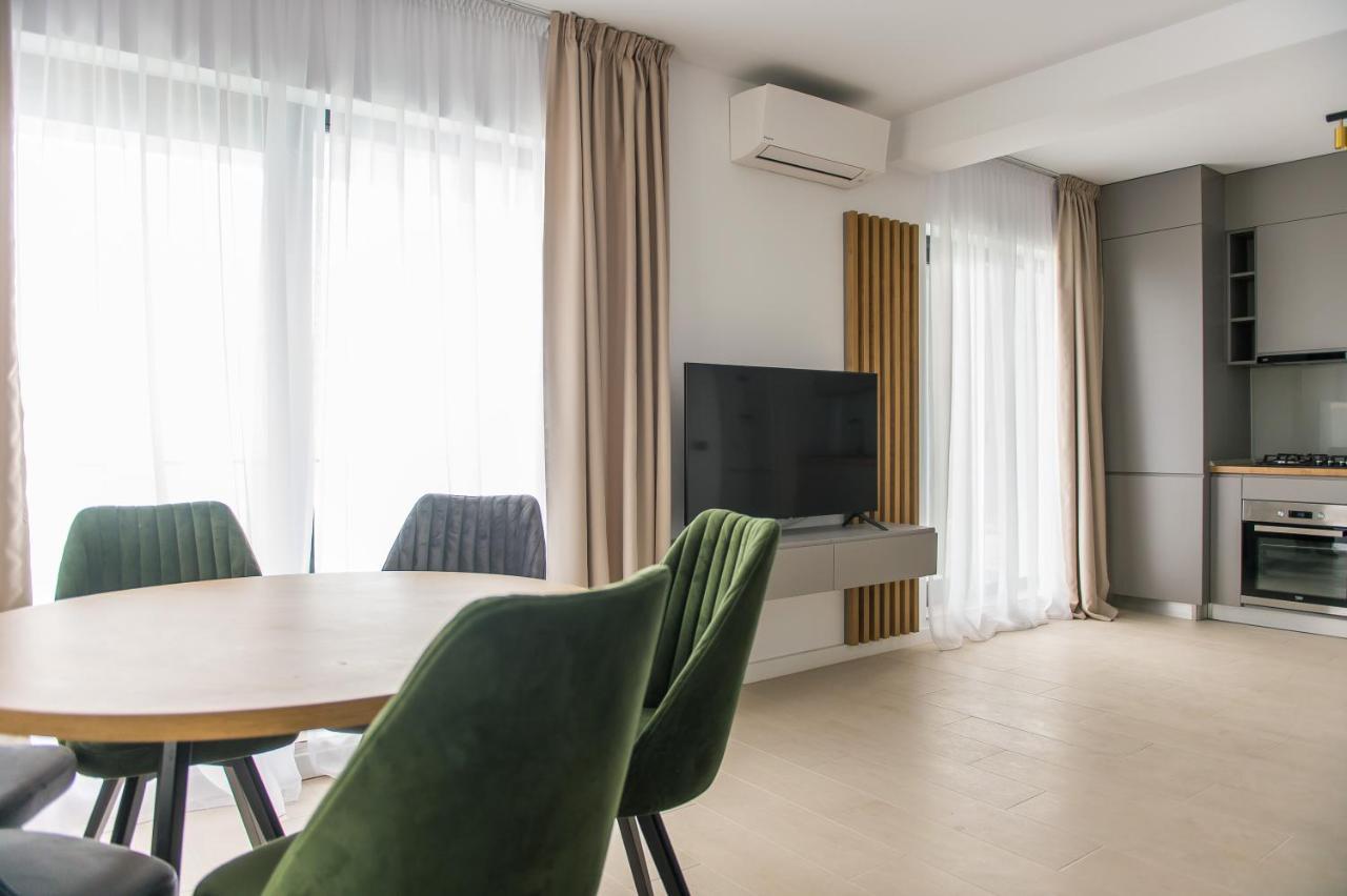 Năvodari Luxury Promenada Apartment - Frontal Beachfront Mamaia Nord מראה חיצוני תמונה