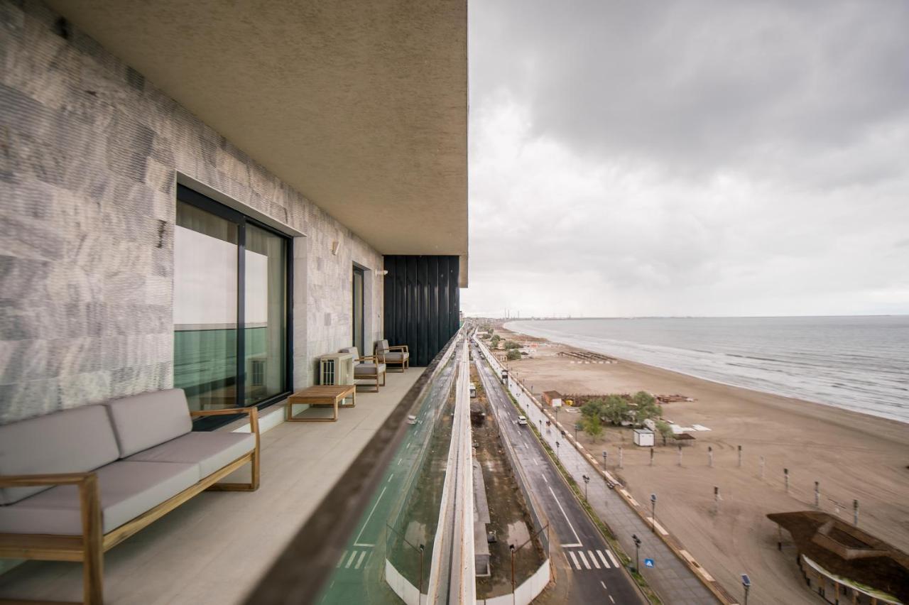 Năvodari Luxury Promenada Apartment - Frontal Beachfront Mamaia Nord מראה חיצוני תמונה