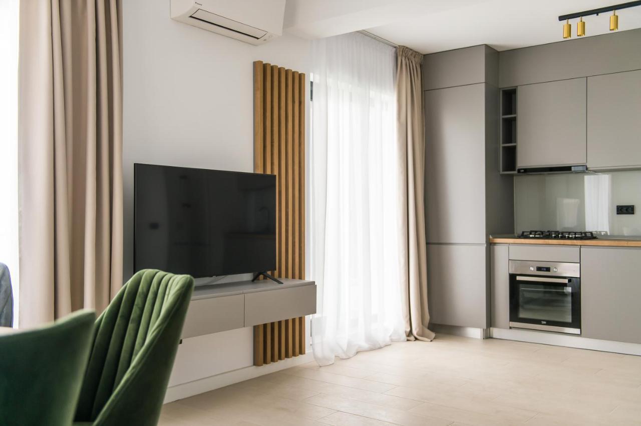 Năvodari Luxury Promenada Apartment - Frontal Beachfront Mamaia Nord מראה חיצוני תמונה