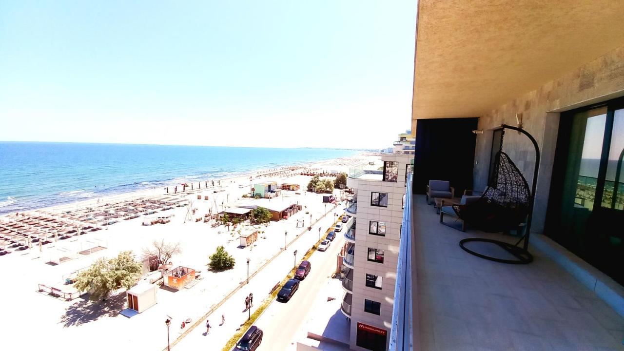 Năvodari Luxury Promenada Apartment - Frontal Beachfront Mamaia Nord מראה חיצוני תמונה