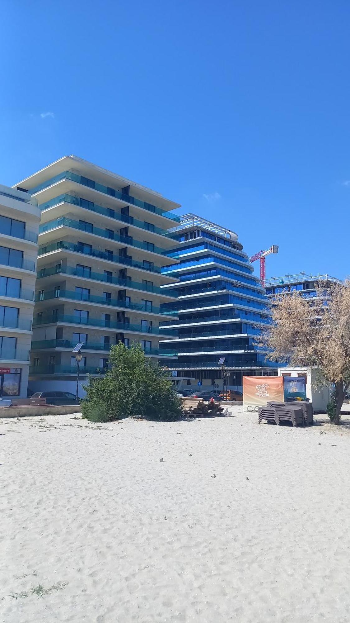 Năvodari Luxury Promenada Apartment - Frontal Beachfront Mamaia Nord מראה חיצוני תמונה