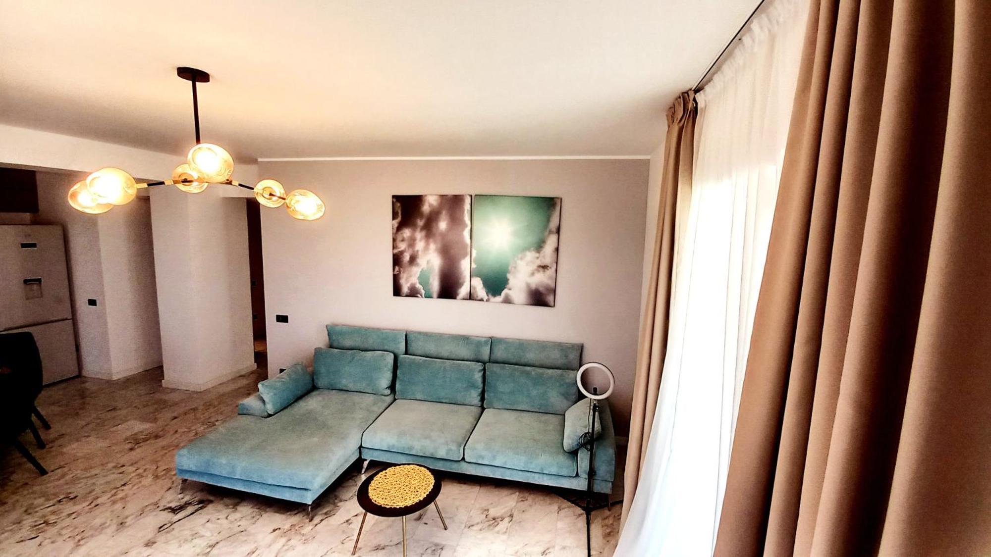 Năvodari Luxury Promenada Apartment - Frontal Beachfront Mamaia Nord מראה חיצוני תמונה