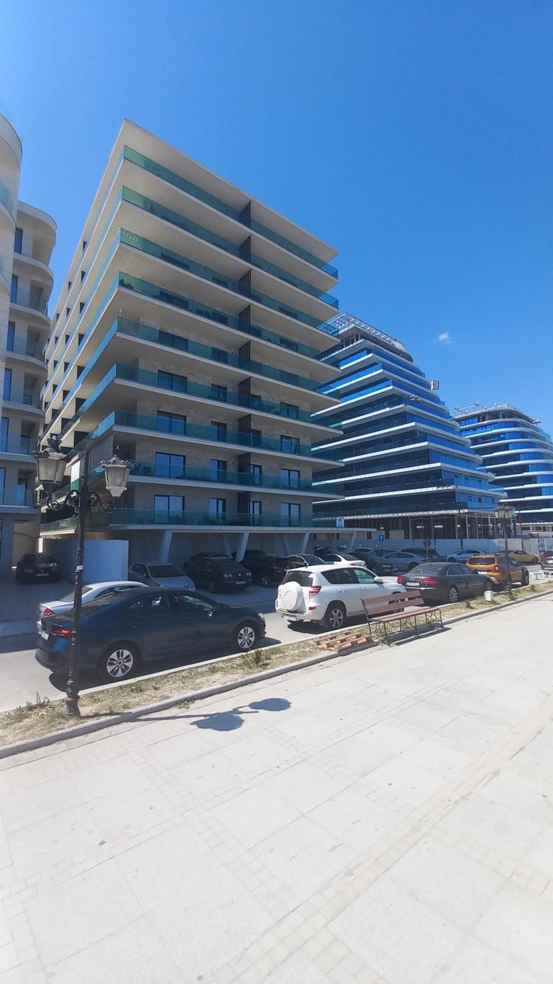 Năvodari Luxury Promenada Apartment - Frontal Beachfront Mamaia Nord מראה חיצוני תמונה