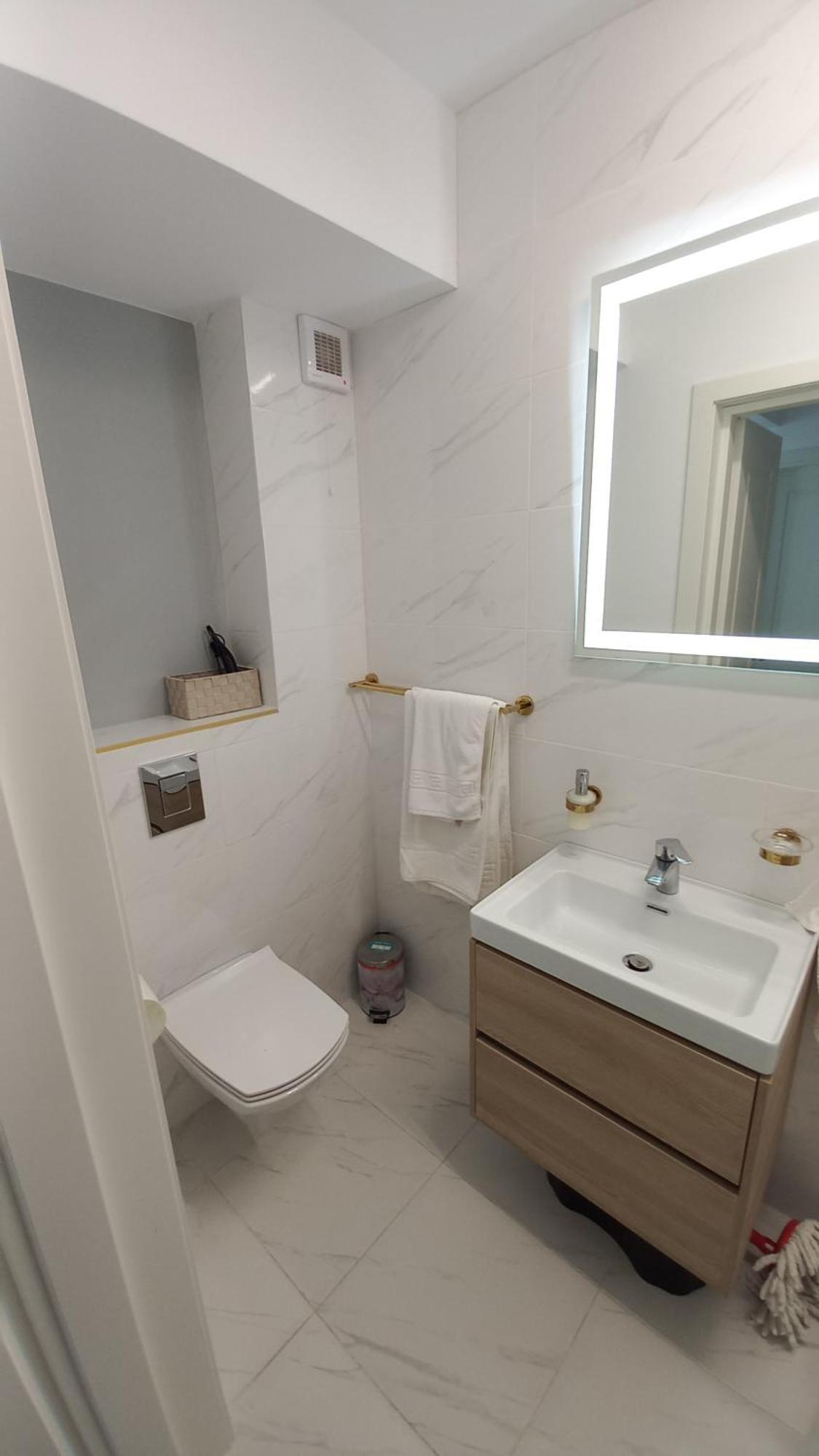 Năvodari Luxury Promenada Apartment - Frontal Beachfront Mamaia Nord מראה חיצוני תמונה