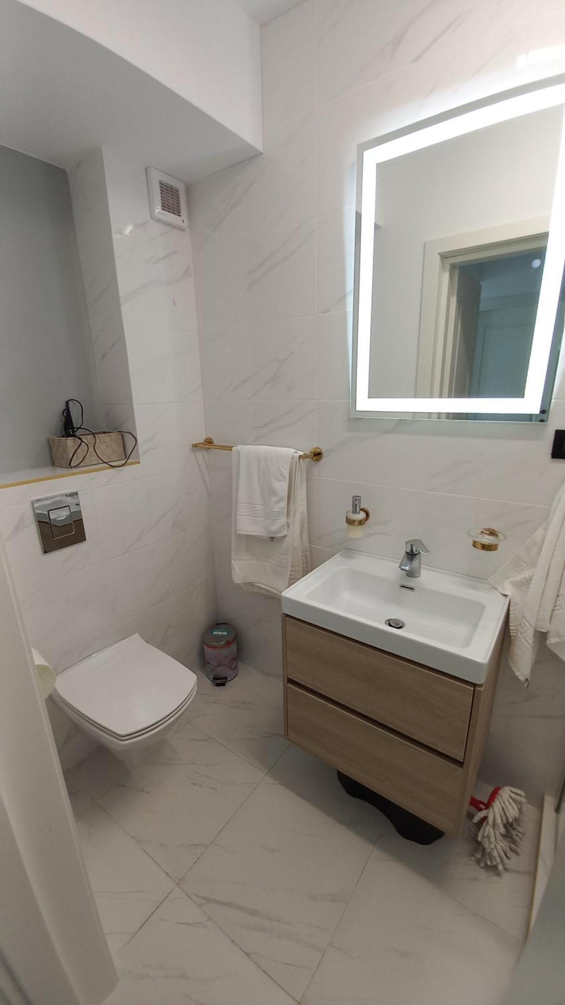 Năvodari Luxury Promenada Apartment - Frontal Beachfront Mamaia Nord מראה חיצוני תמונה