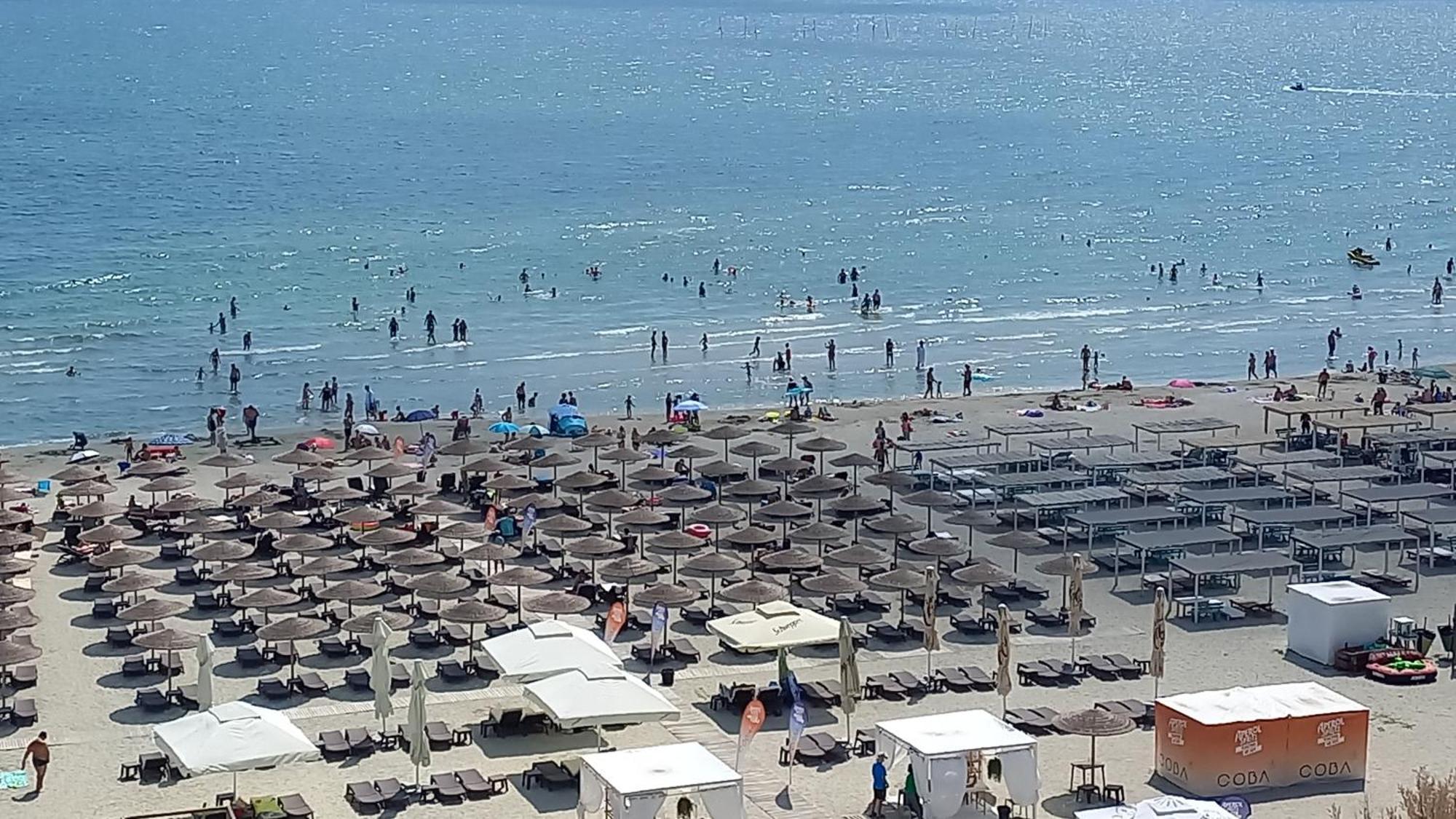 Năvodari Luxury Promenada Apartment - Frontal Beachfront Mamaia Nord מראה חיצוני תמונה